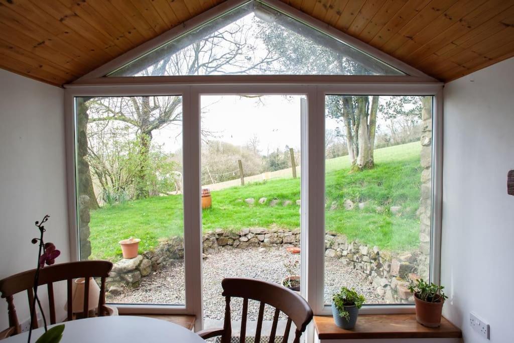 Stunning Barn Conversion On A Family Run Farm Llanfynydd Exterior foto